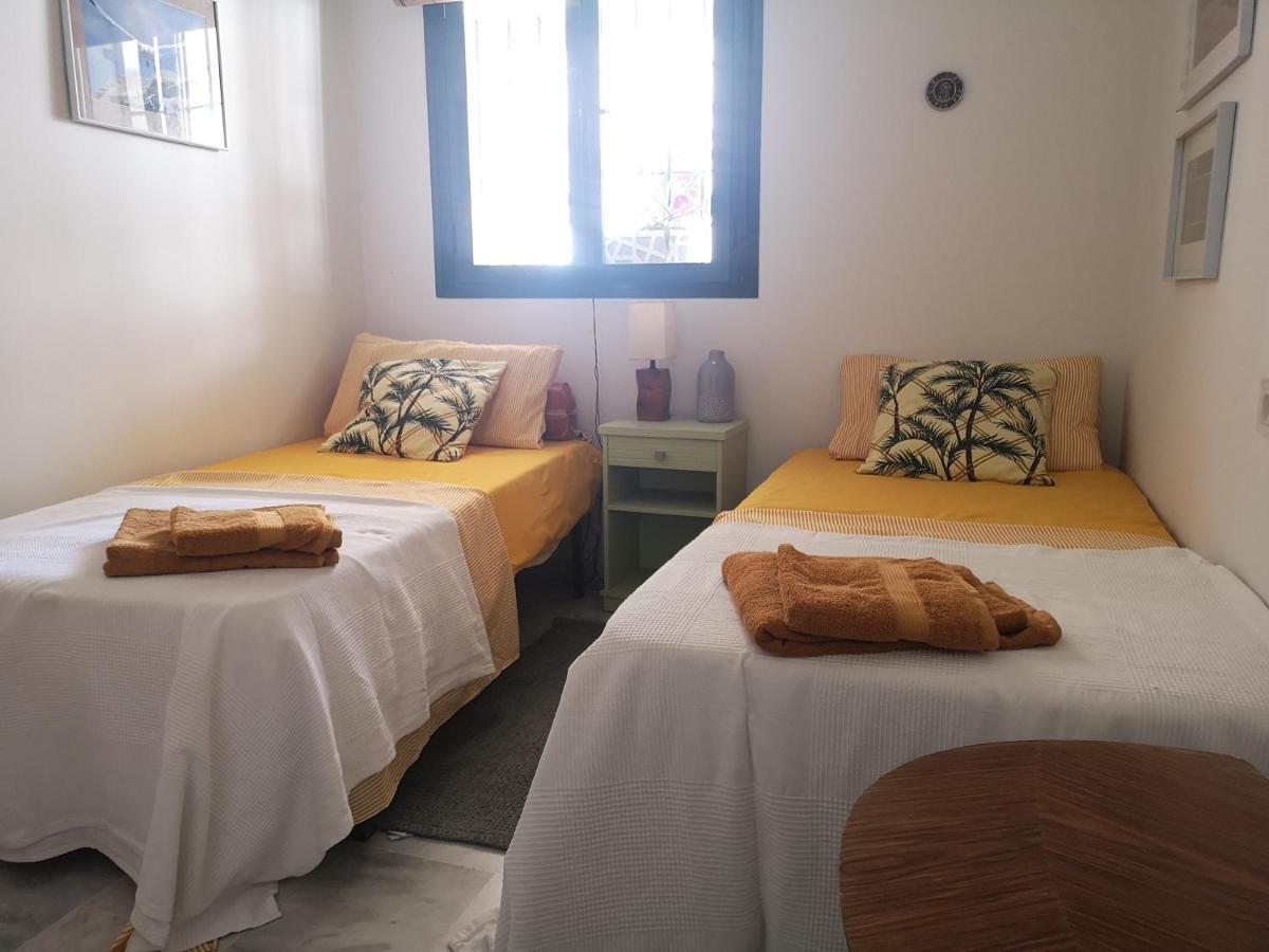 Apartamento Las Brisas 丰希罗拉 外观 照片
